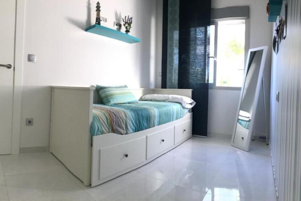 Villa Luxury - Private Pool - Wifi - Solarium Alicante Bagian luar foto